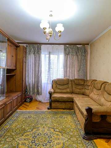 Володимира Івасюка просп. (Героїв Сталінграду), 63