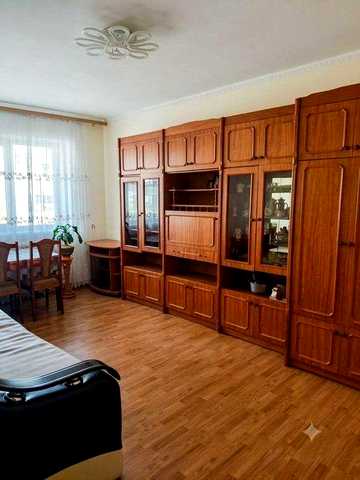 Продається 3 кімнатна квартира з гаражем у місті Збараж