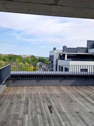 Продаж квартири з терасою у Еко комплексі ЖК Forest Hill біля парку ЖК Forest Hill