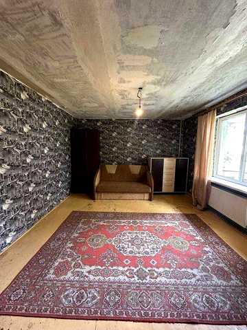 Продам 1-кімнатну квартиру в с. Титорове (раніше Таромське), вул. Академіка Павлова, 12