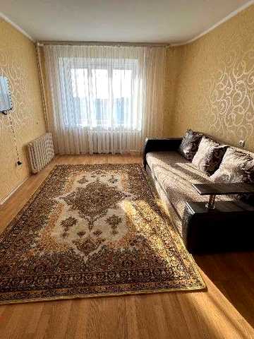2к квартира в центрі для пари