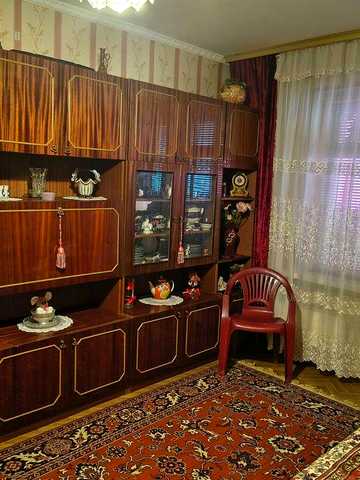 Оренда квартири на прос. Червоної калини,4-г