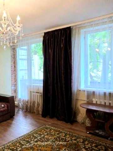 М.Холодная Гора, продам  большую,  75м2, 3ех комн.кварт.,ул.Полтавский шлях 190