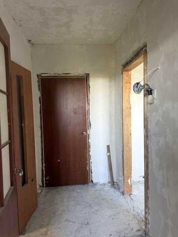 Продам 1-ком.кв на Левом берегу, 11 микрорайон