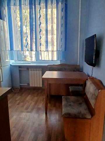 Здам  двух.кімнатну квартиру Дарницький район,вул.Новодарницька 2/17