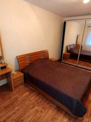 2-х кімн. квартира в сучасному ЖК Урлівська 24, метро Позняки, є генератор, бомбосховище