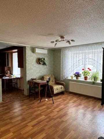 $28 000 ТОРГ 4-кімнатна квартира 69,9 м² • ремонт • автономне опалення • 2/9