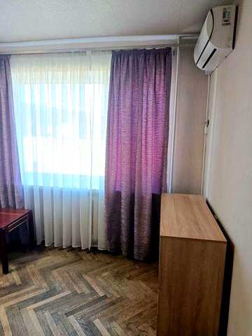 Двокімнатна,м.Лісова,м.Чернігвська , можна з тваринками да дітьми.