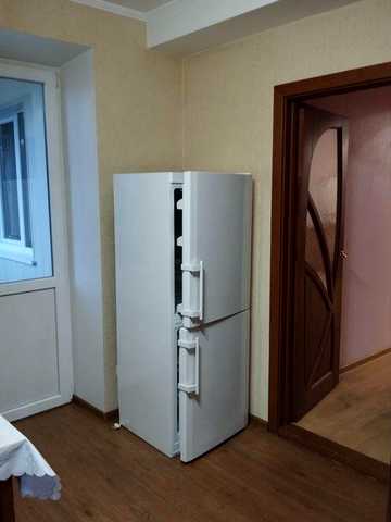 Довгострокова оренда 3к квартири(Молодіжна,о-р Ппиват Банк)