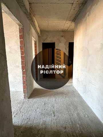 $960/м² — за 2-кімнатну квартиру біля Майдану