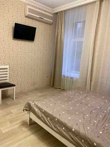 Сдам Покровский переулок / Караиванского смарт квартиру 6000