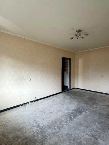 Продаж 1 кімн. квартири, поруч метро Позняки, вул. Мишуги, 11