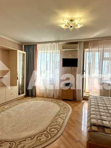 Велика квартира на Фонтані, Палубна 9/2 для великої родини