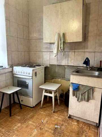 Продаж 1-кімн. 4/12 33м2 Людвіга Свободи метро Олексіївська