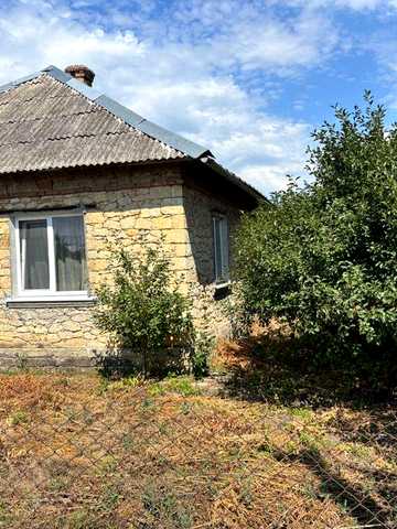 Продається будинок із ділянкою 15 соток біля Тернополя!