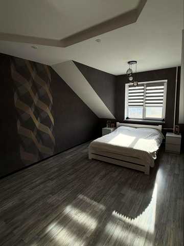 None 95000 USD
