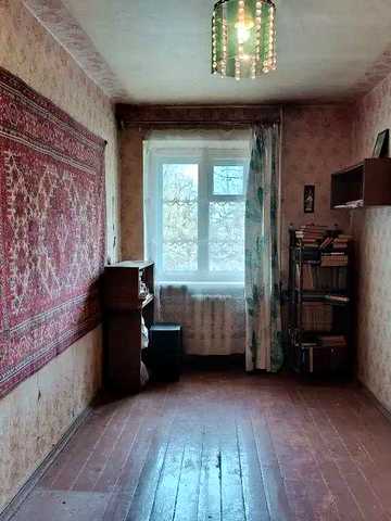 Продам 2-х к. квартиру Придніпровськ ; вул. Карагандинська 3