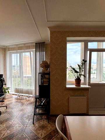 Продам 3х комнатную квартиру 92 м