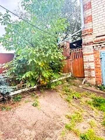 Продам будинок у  Вільшанах вул Спартака.L