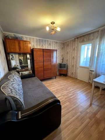 Продам однокомнатную квартиру на Совхозе.