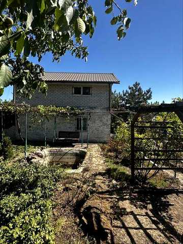 Продам Дачу село Визирка . Дом на участке 9 соток