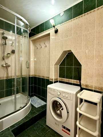3 кімнатна квартира. 89 кв м. Нагірна частина