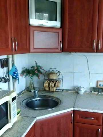 Сдам 2комн. Правый берег. Для командировочных.