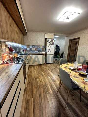 вул. Петра Сагайдачного (Бородінська), 2, Днепровский, Запоріжжя, Запорізька 65000 USD