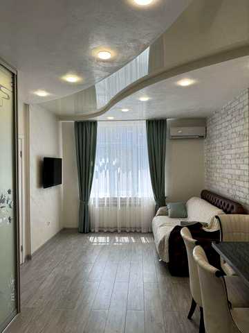 Оренда 2к квартири з ремонтом на 3 поверсі. Укриття, паркінг.  Лобановського 4Б.