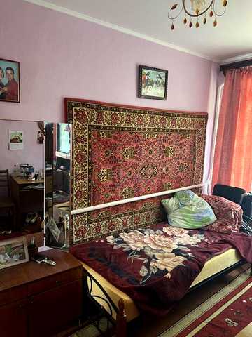 Продаеться 3 кімнатна квартира с. Балки