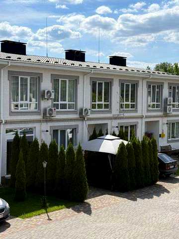 продаж будинок 82м2, таунхаус, в розтермінування на 1 рік