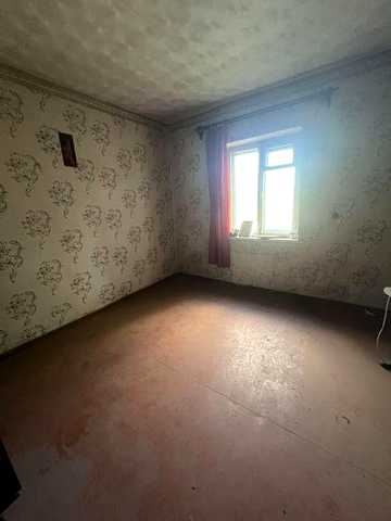 Продаю 2 кім квартира.  Підгородня