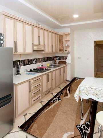 Довгострокова, Бандери,35