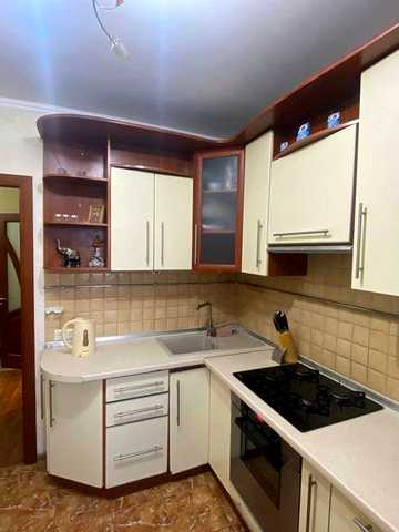 Аренда 2х к.кв Пр.Центральный/Шоссейная 10/10 14000грн