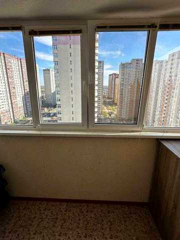 Оренда 1к квартири з ремонтом на Чавдар 14 метро Осокорки
