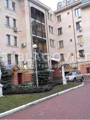 Продаж квартири Клубний будинок 3 кім 159м2  пров.Варязький 14 Бехтеревський Паркінг Метро Золоті Ворота ЖК 1999