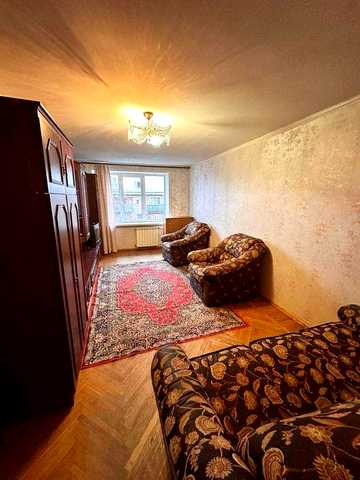 Здам 2-кімнатну квартиру вул. Революції Гідності (Супруна)