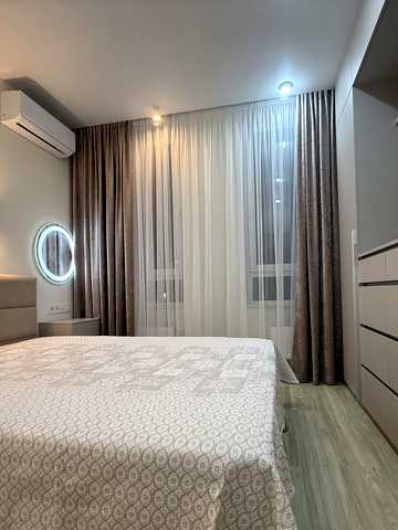 Салютна вул., (Будинок 02301-02304)