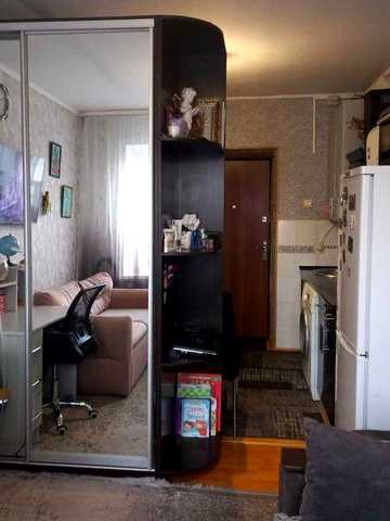 Продається затишна кімната-студія 18 м². Центр, вул. Європейська