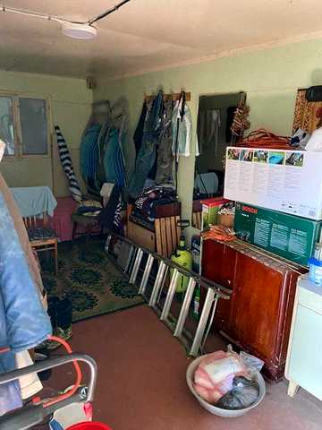 Продаж дачі біля озера