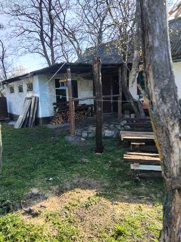 Будинок в селі можливо під дачу