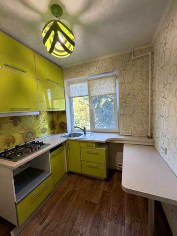 Продам 2х комнатную/Салтовка/трц Украина