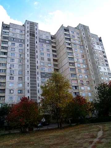 Здам 3 кімнатну квартру біля метро Олексіївська у Харкові