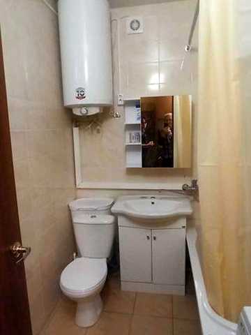 Сдам 1к Квартиру 3/5 эт  от хозяина на 7 небе. Авангард