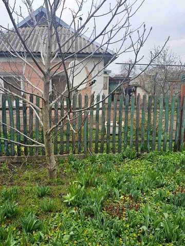 Продається будинок біля самого центру міста, м. Долинська, вул. Єдності, буд. 207.