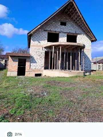 Будинок для великої родини (незавершене будівництво)