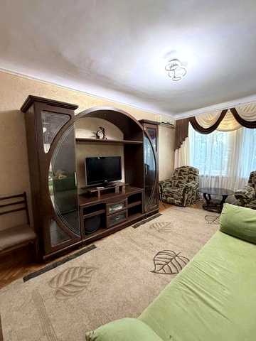 Оренда 3 кім.квартири (центр міста)