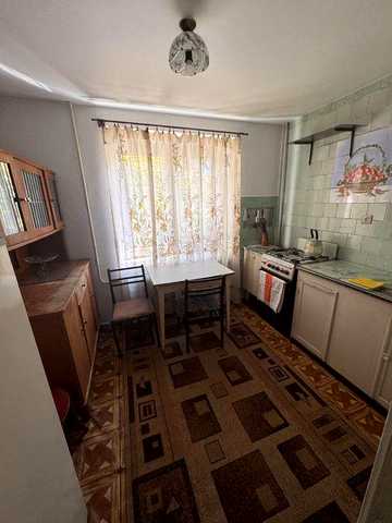 Слам 2-х комнатную квартиру 4 эт в 5 этажке на длительный срок