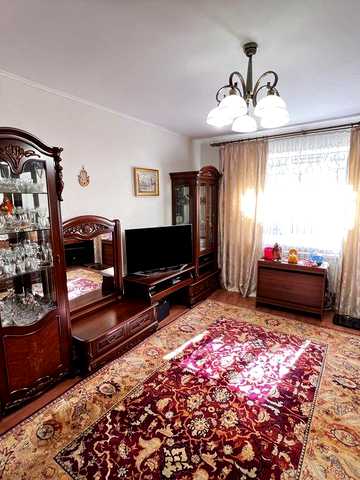 Продам просторный дом, с меблью и техникой , Шмидта ,