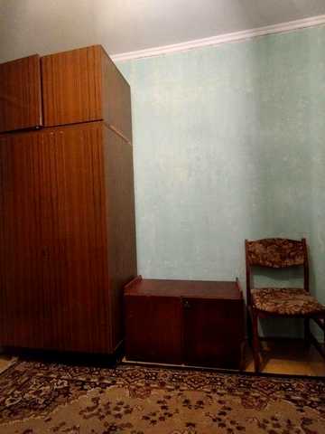 Сдам 1к малосемейку Кротова(12й квартал)5000гр